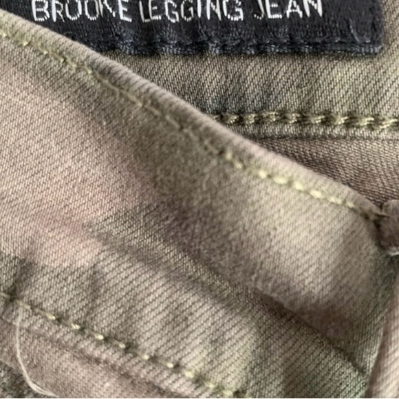 Lucky Brand Brooke Legging Jeans Sz 12/31 - Picture 5 of 8